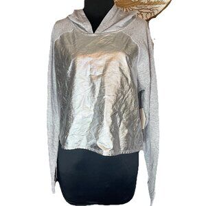 NWT Bongo Half Top With Hood Long Sleeves Gray Silver Sz L